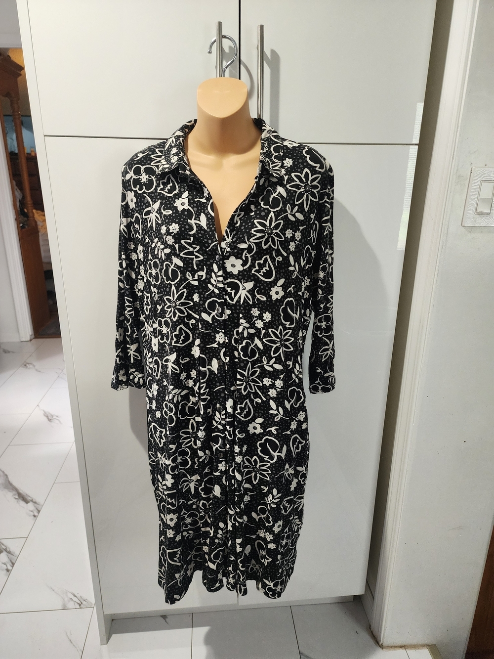 J. Jill Black and White Floral Button-Front Dress